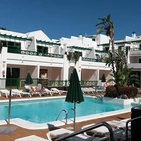 Апартаменти Lanzarote - Las Calas @ Las Palmas - Pool Front